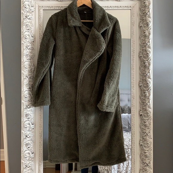 Jackets & Blazers - Amazon Teddy Bear Coat 🧥 🐻